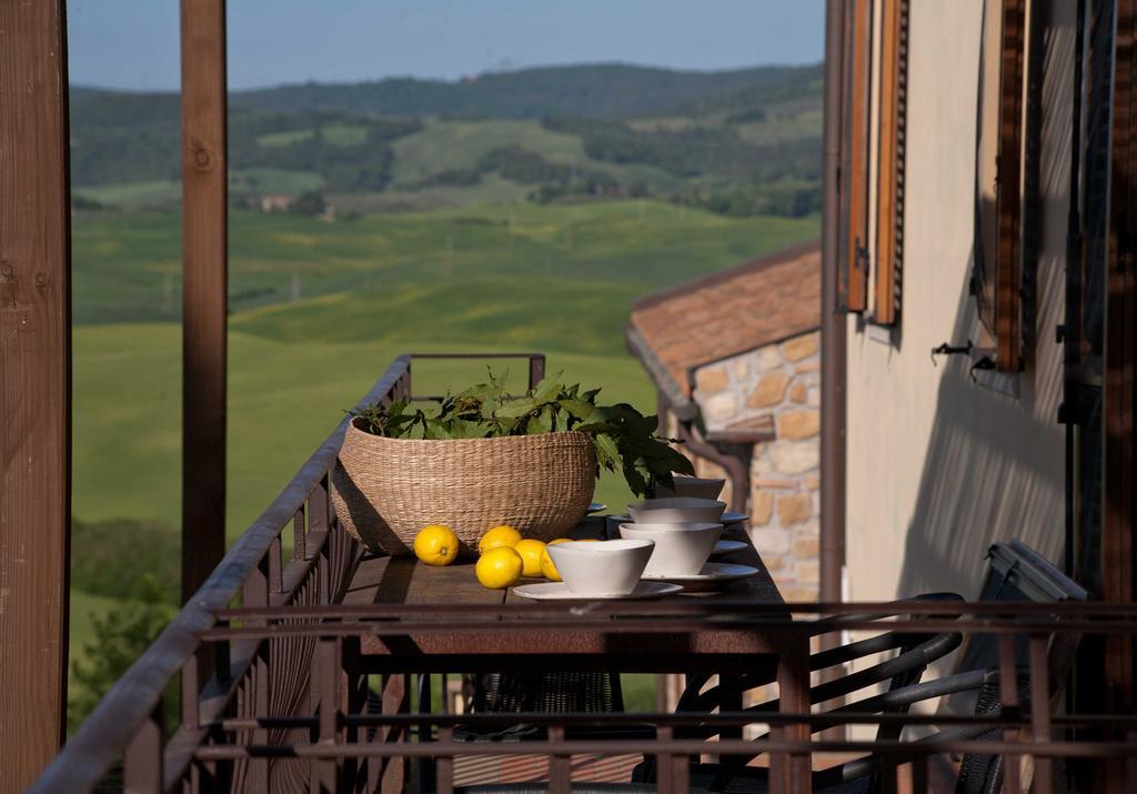 Tuscany Forever Famiglia Apartments Volterra Exterior photo